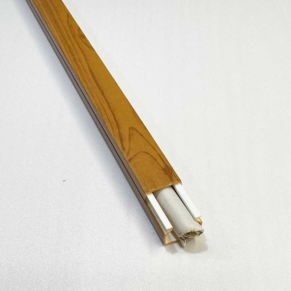 15x10 mm Kabelkanal Eiche zum Schrauben 1m