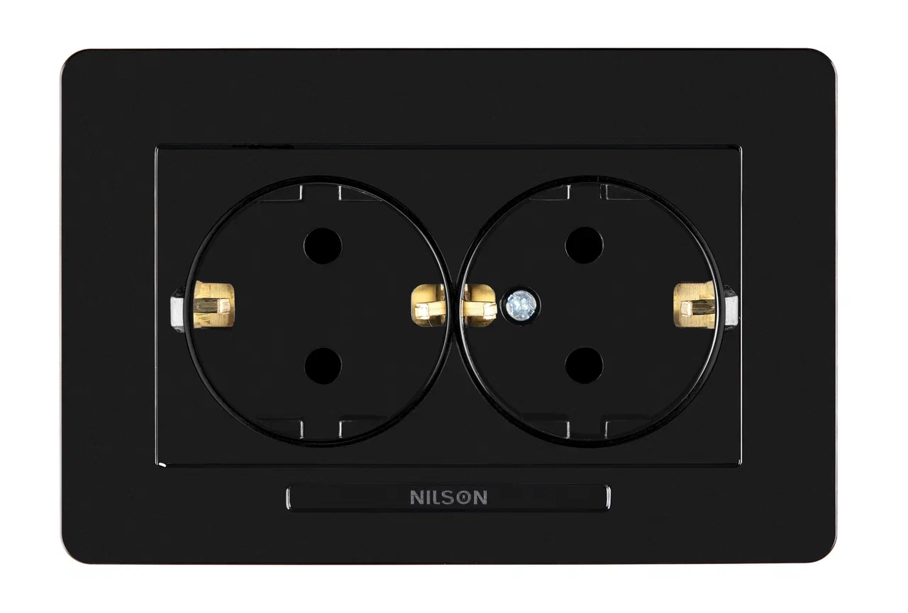 Doppelte Schutzkontakt-Steckdose mit Rahmen in Schwarz glänzend Set · SELENE