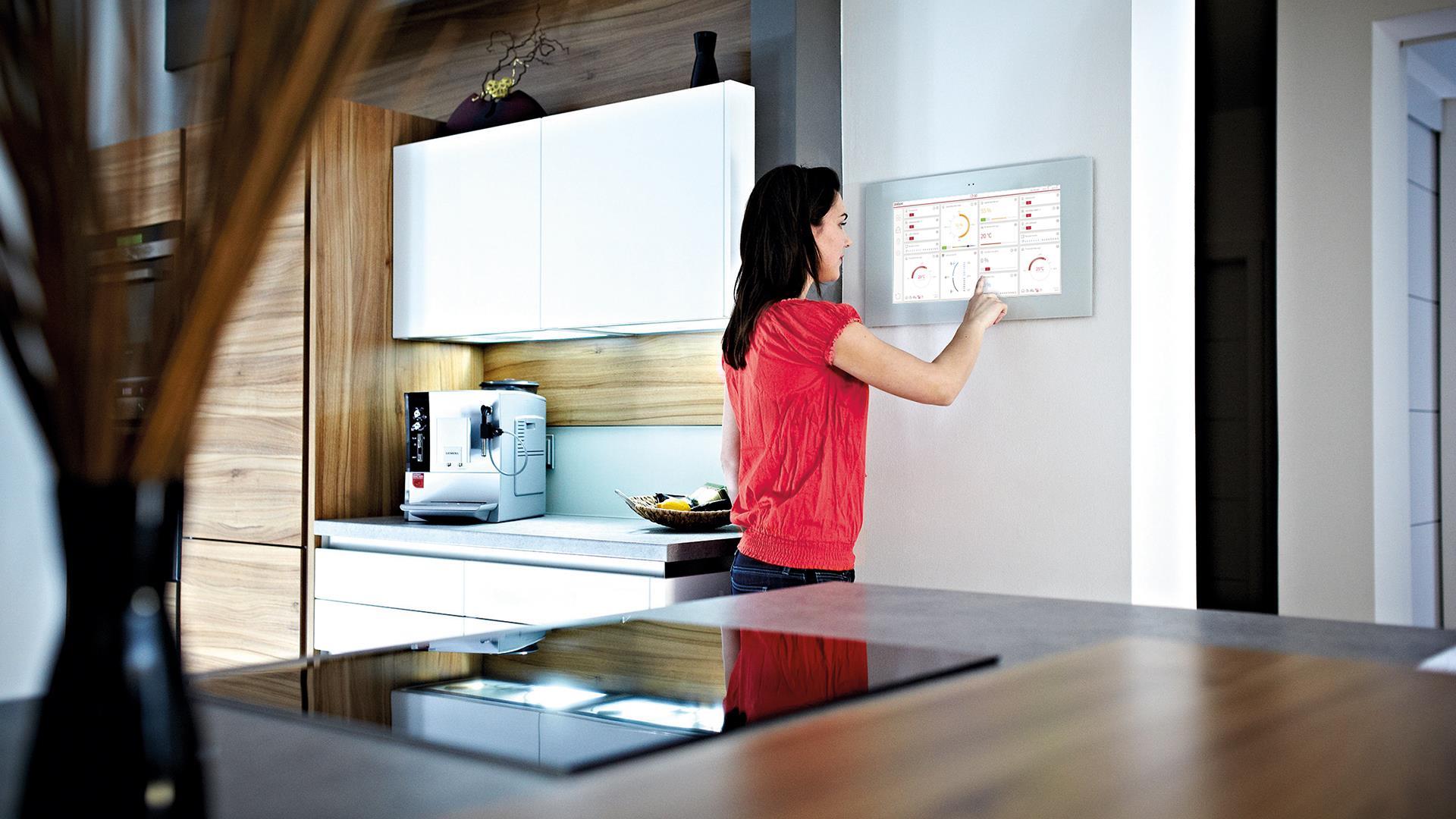 18,5" Controlpro Dual-Core, 250GB SSD, 8GB RAM 18,5" Controlpro Dual-Core, 250GB SSD, 8GB RAM