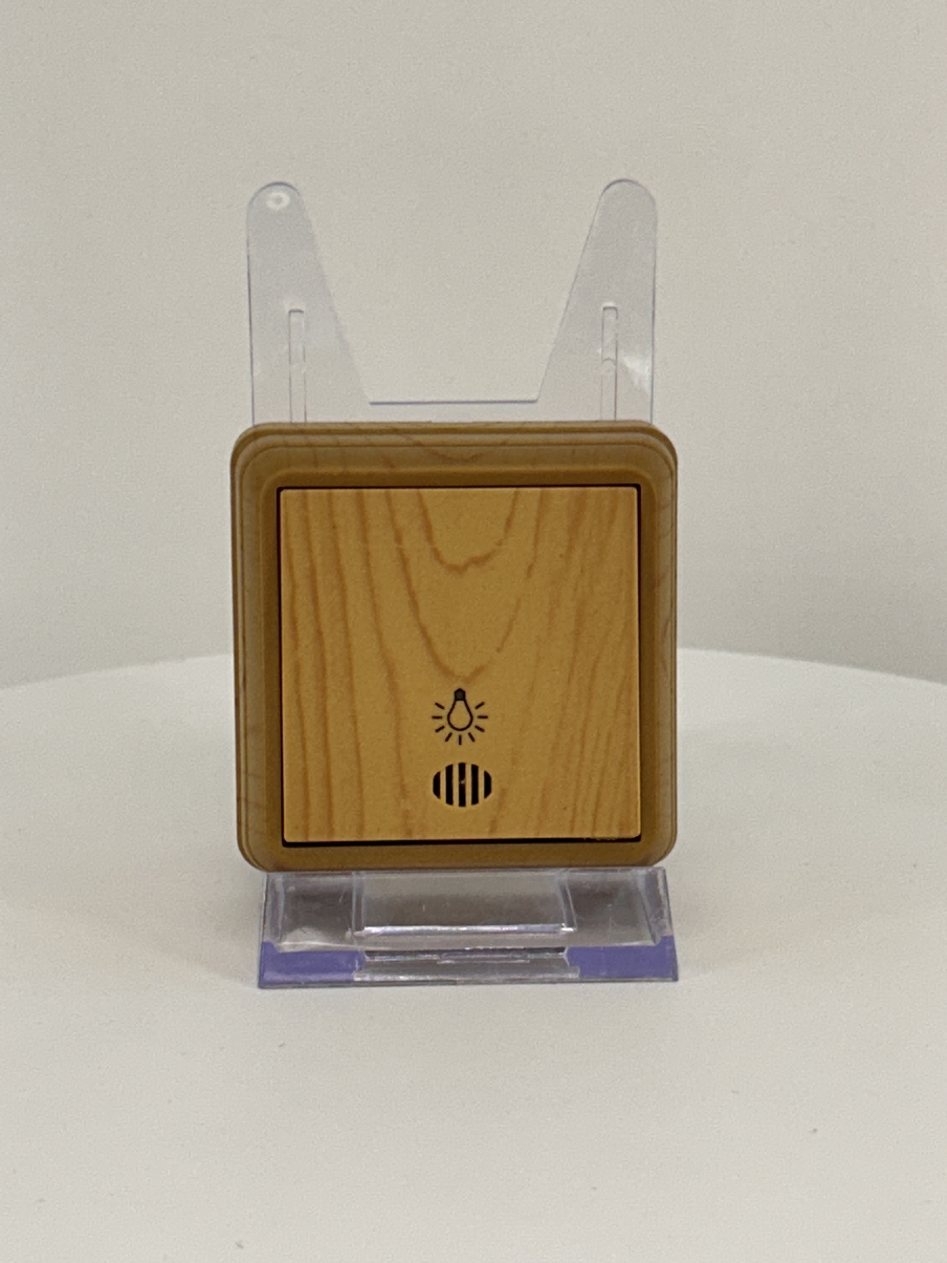 Kontrolltaster Eiche · BRON Kontrolltaster Eiche · BRON