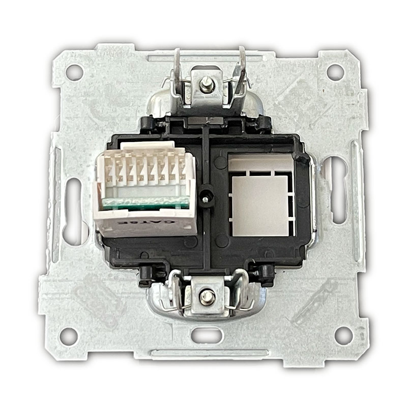 1 fach Netzwerk CAT5e weiß (CANDELA Standard)