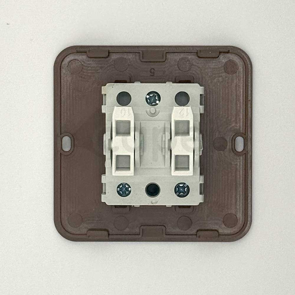 Serienschalter Walnuss · NOELA Serienschalter Walnuss · NOELA