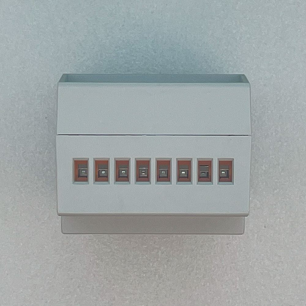 4 fach KNX Schaltaktor 10A 4 fach KNX Schaltaktor 10A
